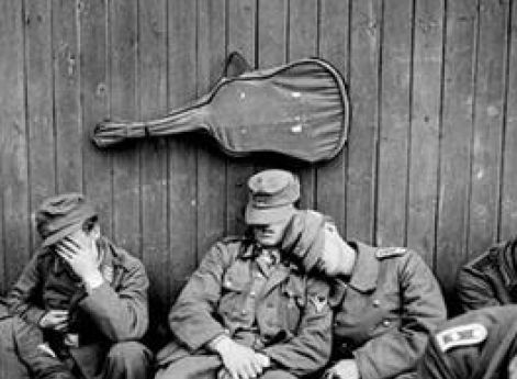 Германские солдаты перед отправкой на родину. Август 1945 г.