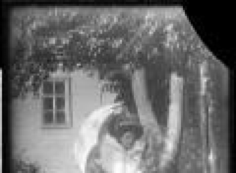 Дама с зонтиком. Муром.