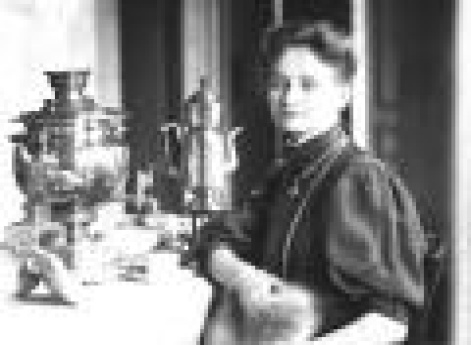 Портрет женщины у самовара. Муром.