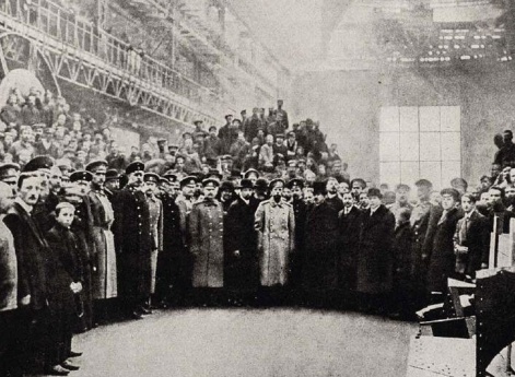 Император Николай II посещает Путиловский завод