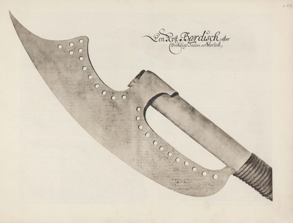 Обычный русский бердыш в натуральную величину