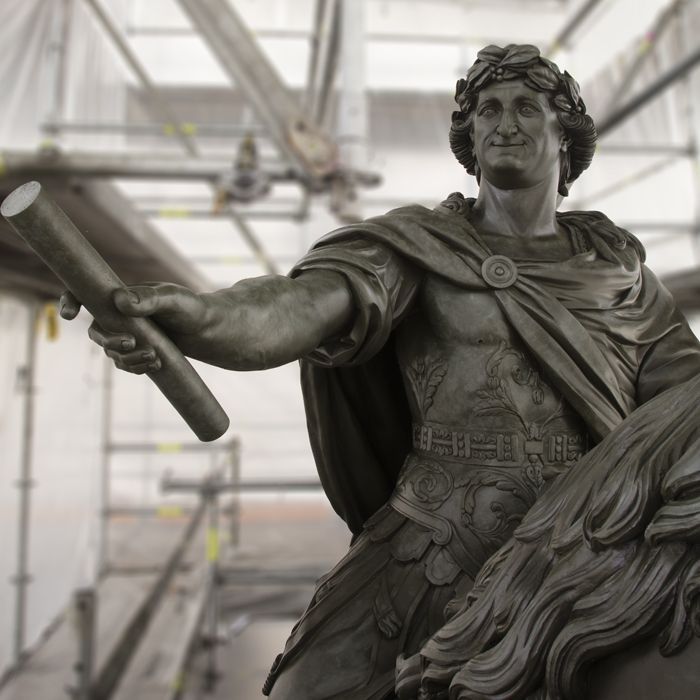 Статуя Карла IV