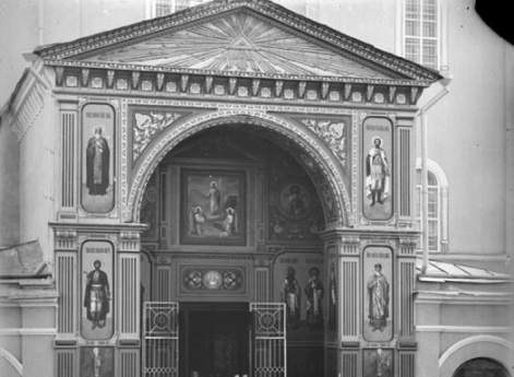 Выход императора и императрицы из Спасо - Преображен-ского собора. Нижний Новгород.