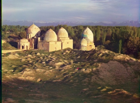 Самаркандская область. Самарканд. Общий вид мечети Шах-Зинде (вечерний снимок).