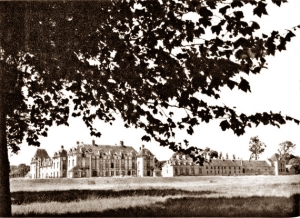 На Капри читать лекции я, конечно, не поеду, но в Париже прочту их охотно