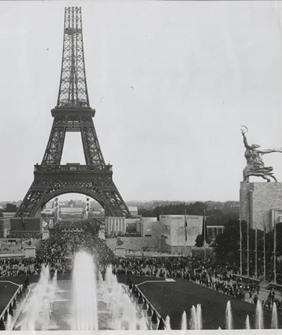 Эта книга задумана, как опыт исторического синтеза, как опыт по истории русской мысли