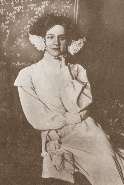 Ваше молодое издательство мне очень симпатично, и я очень буду рада, если мы сможем сговориться