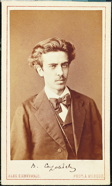 Соловьев спросил дьявола, известно ли ему, что Христос - воскрес. Дьявол отвечал, что это ему известно, но что он тем не менее оседлает Соловьева